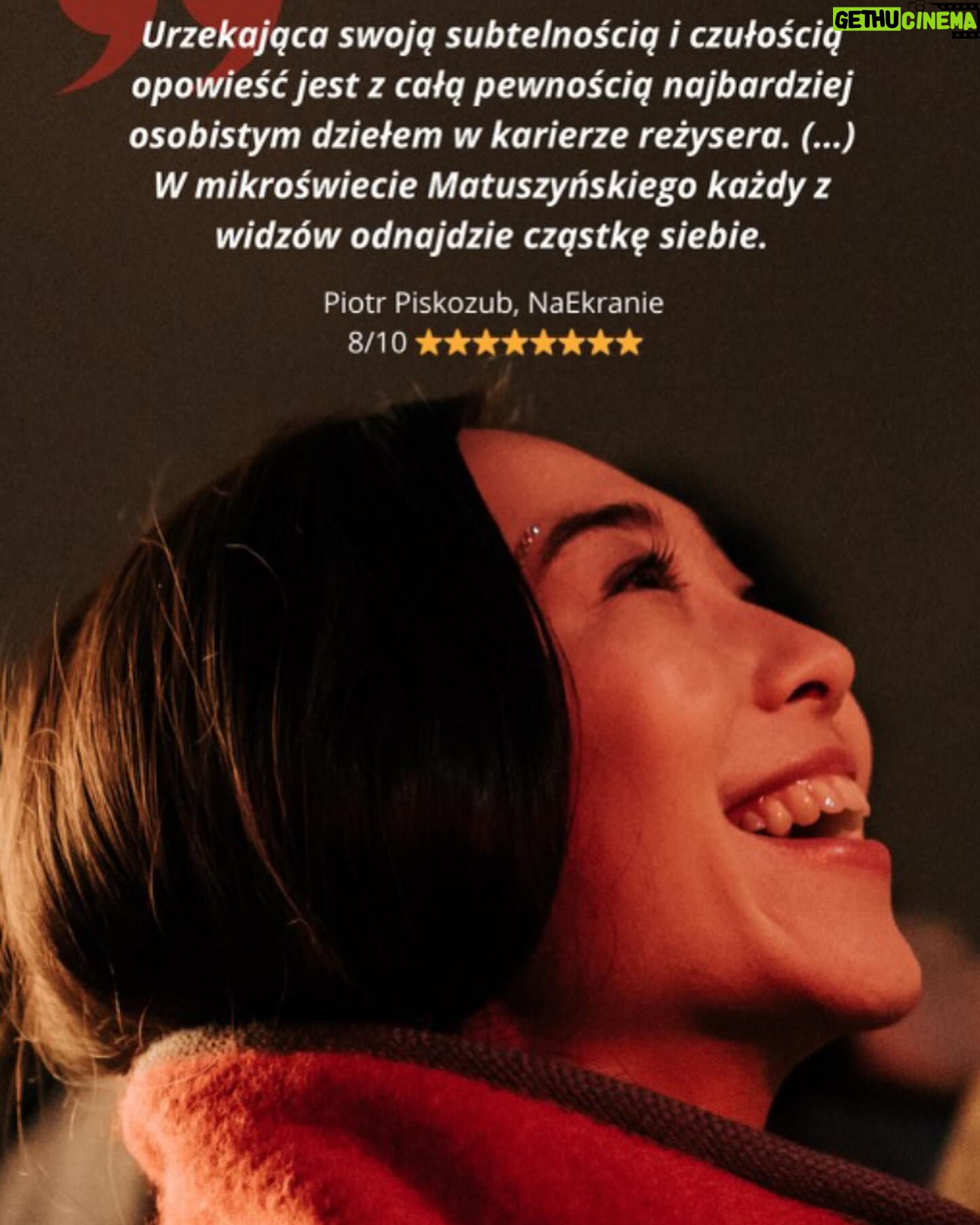 Marcin Dorociński - 3.2K Likes - Czołem Kochani!
Dziś we Wrocławiu kończy się najwspanialsze święto artystycznego kina: festiwal @mff_nowehoryzonty! Serdecznie dziękuję za zaproszenie, za wszystkie wzruszenia, emocje, rozmowy. Tyle pięknych filmów i tyle wspaniałych spotkań! Mam nadzieję, że @minghun_film znalazł na Nowych Horyzontach swoich widzów i poleci wysoko. Cudownie było znowu wrócić do Wrocławia.
Do zobaczenia za rok!