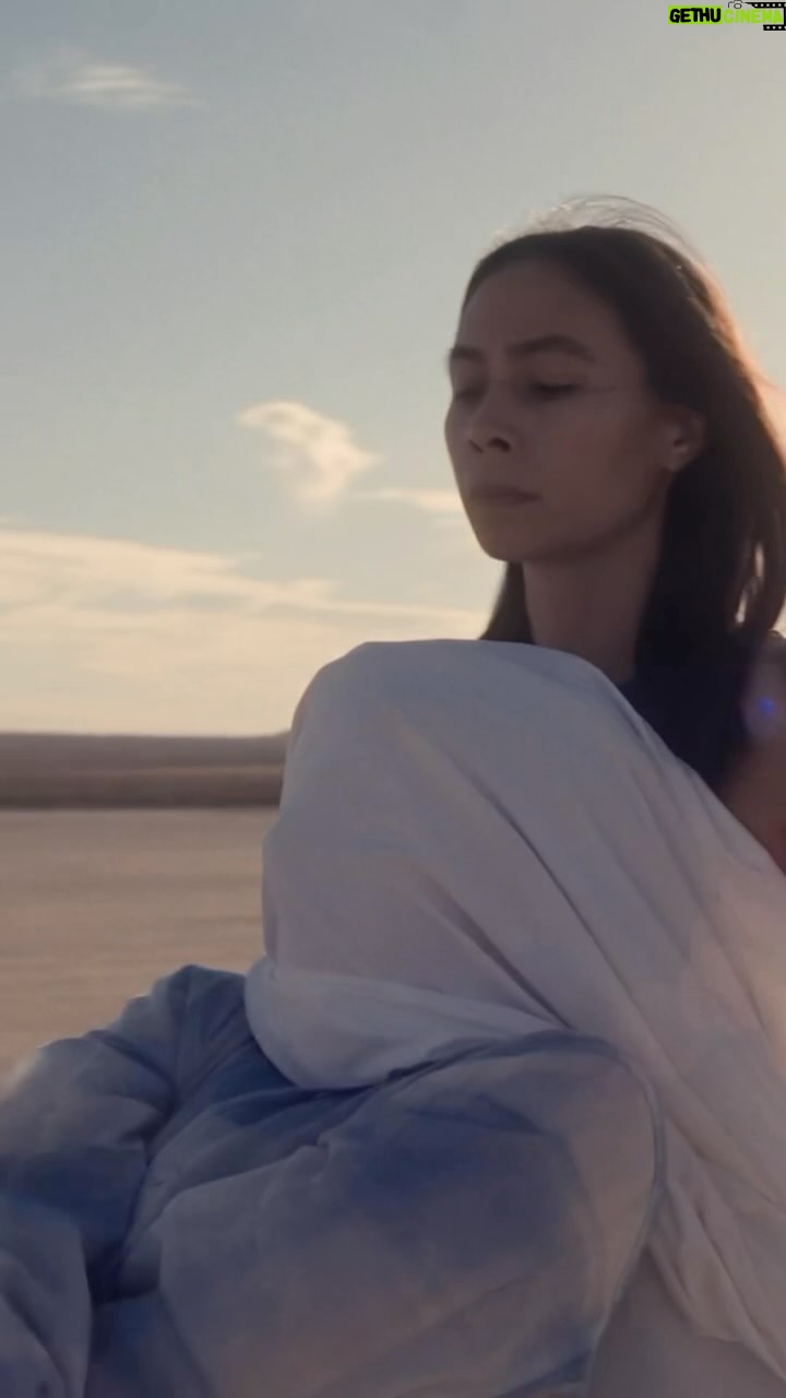 Mari Madrid - 15.3K Likes - I grew up watching all of Keone and Mari’s videos. He came over and i told him what the song “Drifting” meant to me. I told him what it was about and he made a music video that represents and embodies what the song is visually and emotionally. Couldn’t be more grateful to collaborate with somebody who inspires me as much as he does.
vid is out now on my youtube, i’ll be in the comments with Keone