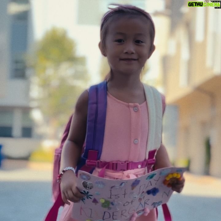 Mari Madrid - 15.1K Likes - FIRST DAY OF KINDERGARTEN 😭😭😭😭😭😭😭