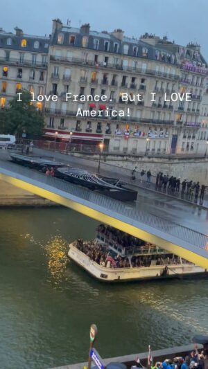 Maria Bello Instagram - The whole globe is united by sports tonight. America you are a shining star! Let’s keep going there and never give up hope of the recognition of our global humanity. Merci for stepping up to be Captain @kamalaharris 🎉🎉🎉