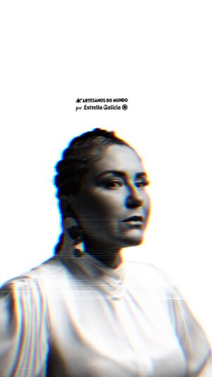 Maria Rita Instagram - Trilhar o seu próprio caminho até ser independente, independentemente do que dizem. Crescer sem perder as raízes.
 Abrace sua essência e seja bem-vindo à nossa tribo!

Crédito da foto: Renato Nascimento

#ArtesanosDoMundo #ThisIsBigCraft #EstrellaGaliciaBR

#PraTodosVerem: vídeo composto de cenas que se alternam rapidamente e ilustram a narração da Maria Rita, incluindo fotos e vídeos seus, texturas e lugares. Há intervenções textuais no decorrer do vídeo, como a frase “Ser independente, independente do que dizem”, o nome da campanha “Artesanos do Mundo por Estrella Galicia” e a assinatura da campanha “This is Big Craft”, que encerra o vídeo. A frase “Aprecie com moderação” também aparece no rodapé da tela ao final.