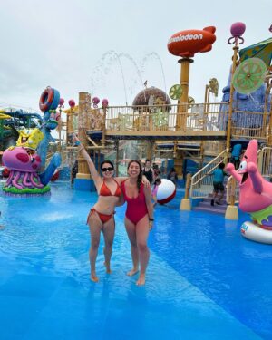 Mariana Botas Instagram - Water slides and good vibes 🧡✨🏝️
.
. @nickresortrivieramaya #aquanickrivieramaya #moreinclusive #fun #waterslides #aquapark #beachlife #bikini #friends #vacay #vacaymode #mexico