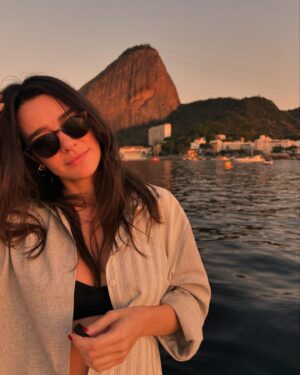 Mariana Molina Instagram - não dá pra sair dessa cidade… dessas pessoas…
♥️