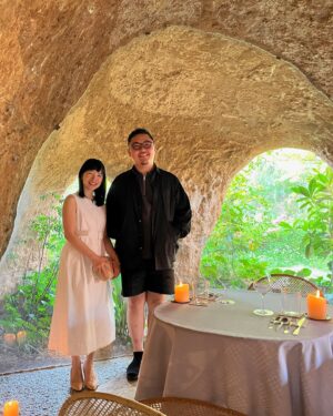Marie Kondo Instagram - Just a little while ago, my husband and I celebrated our 10th wedding anniversary!
　
I remember when we got married, my husband was an office worker at that time. After that, we both started working together and started our own businesses, moved to the United States, and then established a company in both Japan and the U.S.

Our family has now grown to have three children that bring us so much joy, and I feel deeply grateful for the many happy memories we have together and hardships we have overcome!✨

-

I wish each and every one of you a joy-sparking week! Who are you grateful to have in your life?

#family #anniversary #gratitude