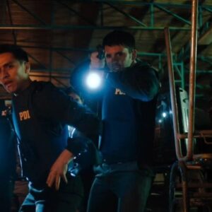 Mario Horton Instagram - Algunas fotos de #Durán; recuerdos de mi personaje en la @seriecromosoma21 , gran ficción chilena dirigida por @matiasvenables que pueden disfrutar en @netflixchile @netflixlat
Y tú? Ya la viste?