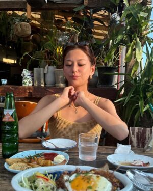 Mariya Nishiuchi Instagram - Day off🌱🌱🌱

古い友人と過ごす穏やかな時間😇