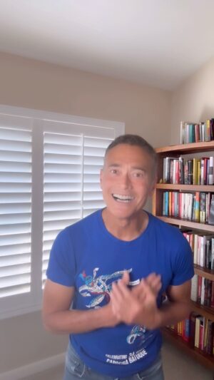 Mark Dacascos Instagram - Aloha! I hope you’re all well. I LOVE books. IF you’re curious what I like to read, or what I have read, or have in my cue to read, please click the link in my bio. 🙏🏽❤️🤙🏽 #books #reading #learning #ad