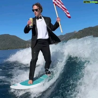Mark Zuckerberg - 1.2 Million Likes - Happy birthday, America! 🇺🇸