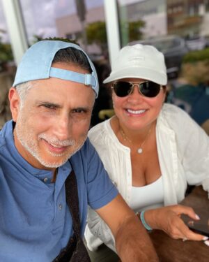 Marlon Moreno Instagram - Tu cumpleaños empieza oficialmente hoy!!!
La celebración ha comenzado @fabibotero