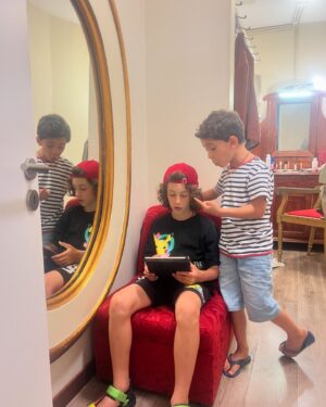 Marta Andrino Instagram - Obrigada PORTO. Gostamos muito de cá vir em trabalho ou em lazer. Desta vez até foi um pouco dos 2.
