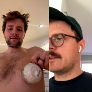 Martin Lepperød Instagram - Mine damer, herrer og ender! Karakter takker for seg 🦆❤️ Tusen takk til alle dere som har vært med på eventyret, dere som har sendt inn klager, dere som har sendt inn spørsmål og til alle som har kvakket til oss på gata. Det har vært høydepunkte i uka spille inn dette mareritt programmet. Så må vi ikke glemme å si takk til kjære produsent @yngvereite som har vært med siden starten, men som dessverre er i fengsel akkurat nå. Dine favoritt gutter drar ned buksa og takker for seg…… også høres vi nok igjen på P3 til neste år, hihihi🤫
