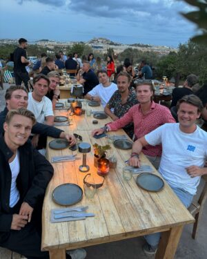 Martin Ødegaard Instagram - It’s been a good break ☀️🔋