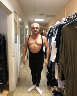 Martin Zounar Instagram - Dobré ráno všem  mám dnes v Ordinaci v růžové zahradě  opravdu speśl kostým 😂😂😂😂😂😂😂😂😂 Krásný den