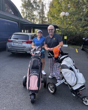 Martin Zounar Instagram - Golf Club Karlovy Vary since 1904 jsou opravdu jen jedny. A makový koláč na 9 taky👍🏌️🏌🏿‍♀️😂