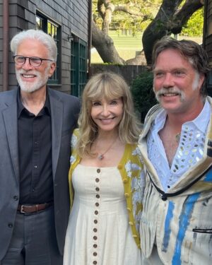 Mary Steenburgen Instagram - What can I say? My musical hero came to our house, played my funny old Knabe piano, and days later it’s as though I can still hear his astounding voice haunting my garden. Last Sunday afternoon helped benefit three @janefondaclimatepac climate champions who are running in critical state legislative races in California. It’s so important that we work to elect climate leaders at the down ballot level! Swipe right to meet them. If you wish to contribute, use the link in my bio.

Many thanks to @davestanwell, @lorencanbymakeup, and a huge thank you to every single person at @lovecateringinc. You did such a great job. Thank you, @tracysaustin, Sarah Lane, and @christabucklandbrokenhearted for organizing such a great event.