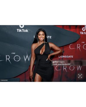 Maryam Basir Instagram - Last night at @thecrow 🐦‍⬛ movie world premiere