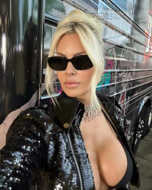 Maryse Mizanin Instagram - SUMMERSLAM  @wwe 

Let’s gooooo!!!!