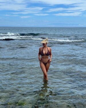 Maryse Mizanin Instagram - 🌸 Hawaii 🌸
