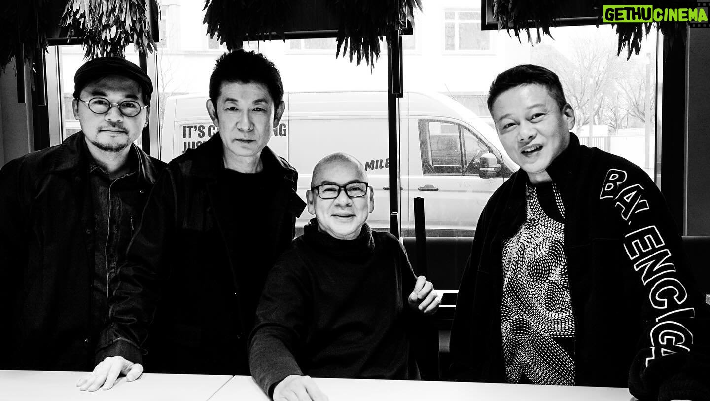 Masatoshi Nagase - 2.6K Likes - ā”
ā”
We met again in Berlin.
åä¼ćÆććÆćå¬ćć
ā”
Thank you Mr.Tsai for the souvenir!
ā”
from M.Nagase
ā”
ā”
#ćć”ć¤ćć³ćŖć£ć³ ē£ē£ #MingliangTsai #č”ęäŗ® å°ę¼
#ćŖć¼ć«ć³ć·ć§ć³ ćć #ęåŗ·ē å
ē
#ēé²é å
ē #claudewang
ā”
#ć“ć£ć ć“ć§ć³ćć¼ć¹ ē£ē£ #WimWenders
ā”
ććć¦ęćć
#ē³äŗå²³é¾ ē£ē£ļ¼
ā”
#ē®±ē· #berlin