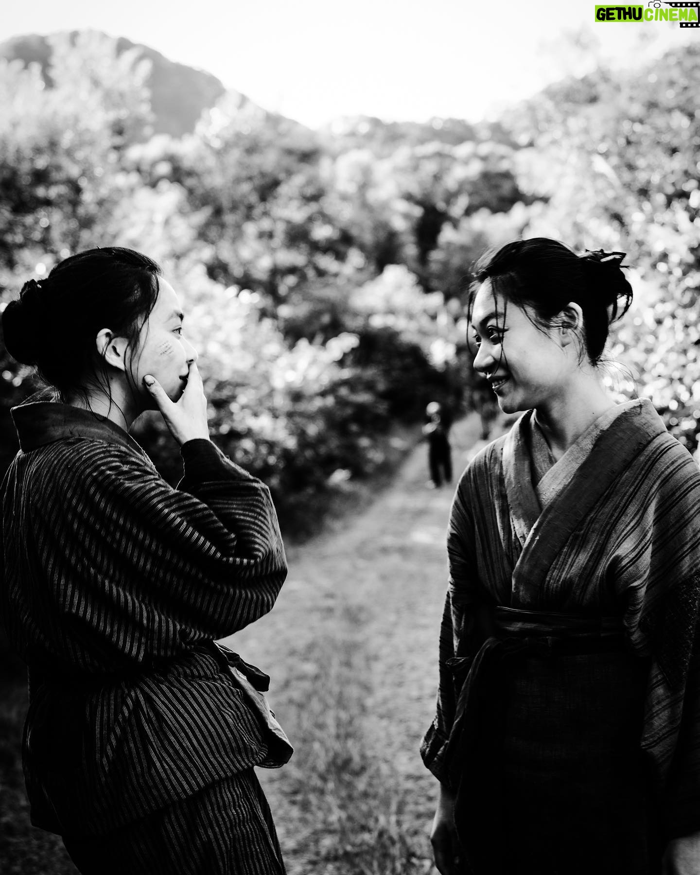 Masatoshi Nagase - 4.1K Likes -
《山女と村女》
from M.Nagase
#山女 #現場にて
#山田杏奈 さん
#三浦透子 さん
#masatoshi_nagase_photography