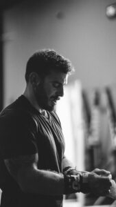 Actor Mat Fraser HD Instagram Photos and Wallpapers July 2024