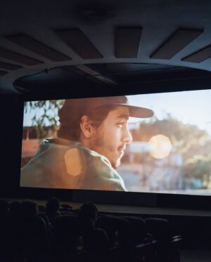 Matheus Costa Instagram - Relembrando um dos momentos mais emocionantes da minha carreira! Receber esse prêmio internacional como meu primeiro reconhecimento como ator adulto foi indescritível.

“Derrapada” não foi apenas um filme, foi uma jornada de dedicação e superação. Desde a preparação corporal e emocional, passando por ensaios intensos com talentos incríveis como Heslaine, Nanda Costa e Augusto Madeira, até um mês inteiro em Cataguases... cada segundo valeu a pena! 🎬

Foi uma honra estrelar meu primeiro papel principal e viver tantas “primeiras vezes” nesse projeto. Primeira cena de sexo, primeira vez sendo pai, primeira vez sendo protagonista, primeira vez fazendo parte da construção de um personagem e roteiro… foi muito enriquecedor!

Agradeço de coração a todos que fizeram parte disso! Vocês são incríveis! ♡

Se você assistiu ao filme me conta oq achou!

(Tradução: inglês)

Looking back at one of the most important moments of my career! Receiving this international award as my first recognition as an adult actor was beyond words.

“Derrapada” was more than just a movie; it was a journey of dedication and overcoming challenges. From physical and emotional preparation to intense rehearsals with incredible talents like Heslaine, Nanda Costa, and Augusto Madeira, to an entire month in Cataguases... every single moment was worthwhile! 🎬

It was an honor to take on my first leading role and experience so many “firsts” in this project. First sex scene, first time being a father, first time as the protagonist, first time contributing to the character and script development... it was incredibly enriching!

I extend my sincere thanks to everyone who was part of this! You are all amazing! ♡

If you’ve seen the movie, please share your thoughts! 

#AtorMatheusCosta #MatheusCosta #Derrapada #Cinema #PremioInternacional