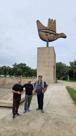Matt Preston Instagram - Discovering why they call Chandigarh the  city beautiful - from a morning walk in the city’s rose garden to the afternoon in the administrative hub planned by legendary Swiss French architect Le Corbusier (after the vision of India’s first prime minister Jawaharlal Nehru for an idyllic planned city). So green, so spacious, so calm. The absence of horns here and the sound of birdsong that replaces it is very special.