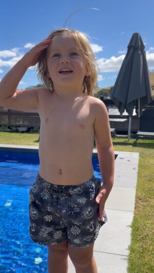 Matt Wright Instagram - Sound on 😂… The boy really wanted me to go for a swim at the public pool… at all costs.