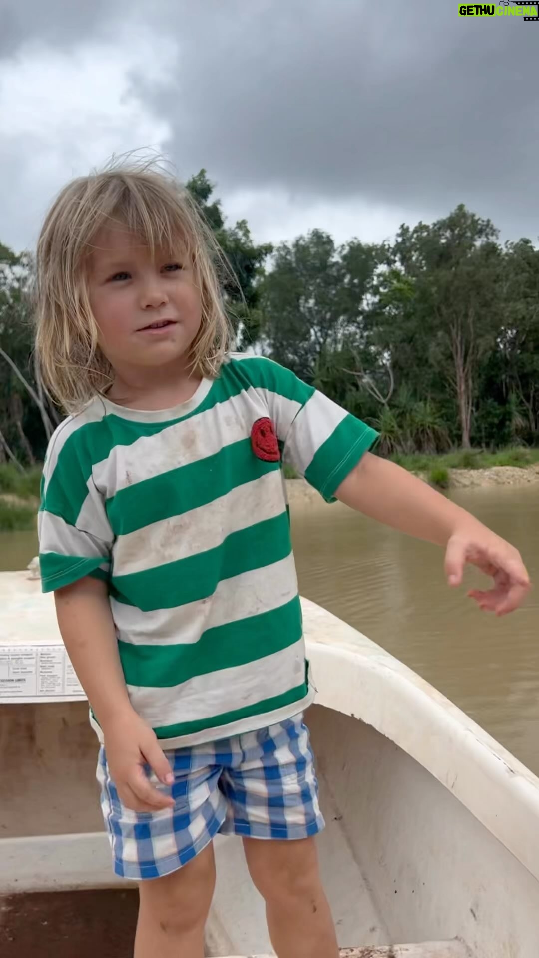 Matt Wright - 22.8K Likes - Banjo’s Backyard Adventures 🏄♂️🚤🌴🌊 Watch it till the end… “Too flurry” 🤣