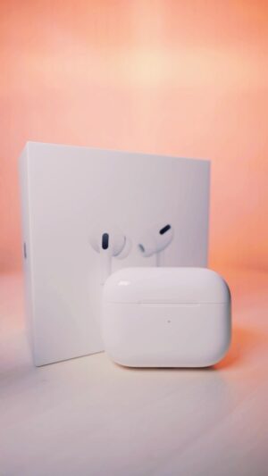 Matúš Okajček Instagram - ASMR 🎧 apple airpods pro #apple #asmr 😶‍🌫️
