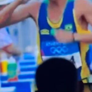 Maurren Maggi Instagram - Minha homenagem para um grande atleta e meu ídolo @vanderleidelima2004 
Todos deveriam assistir esse documentário… 
Uma lição para a vida! 
Obrigada @vanderleidelima2004 🙏🏼🇧🇷❤️