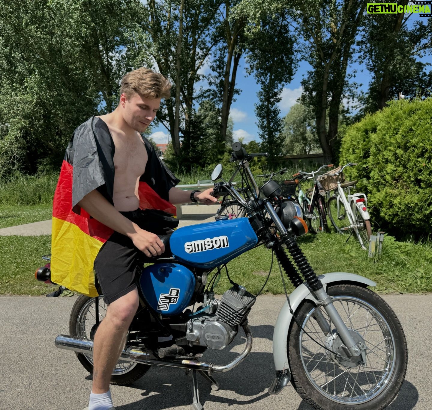 Max Herzberg - 76.4K Likes - MEIWES