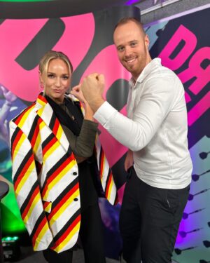 Max Hopp Instagram - Bereit für einen grandiosen Dartabend 🇩🇪