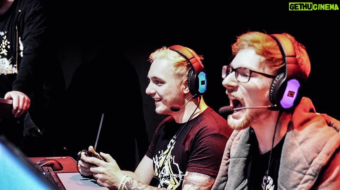 Max Krüger - 3K Likes - Vollgas bei #LFDW5 mit @fynnalist bei Rocket League!