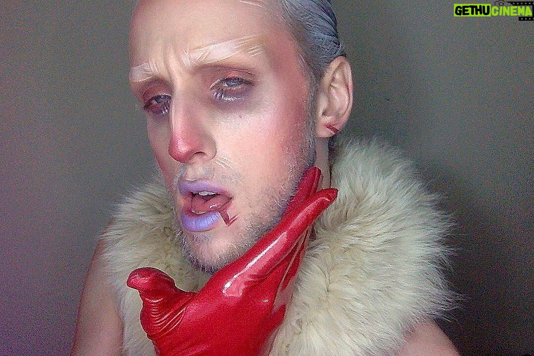 Max Malanaphy - 19.4K Likes - insubordinate Clause soundcloud.com/maxcollective