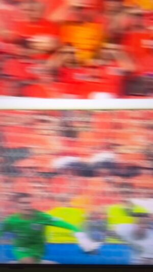 Maxim Hartman Instagram - Deze gezichtsuitdrukking past goed bij dit Oranje. Ze hebben geen idee wat ze daar doen. Op kleine opleving Gakpo na. Zou bijna denken dat ze onder invloed zijn. Rafael van der Vaart vatte het mooi samen. Om te huilen zo slecht. Zeker de eerste helft. Slechtste Oranje ooit!!