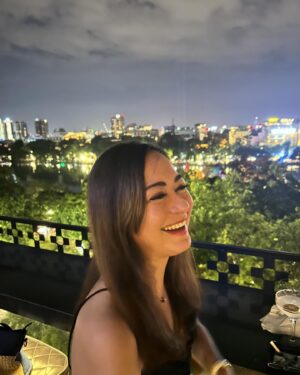 Maya Karin Instagram - Mari kita bergembira ☺️
#smalholiday