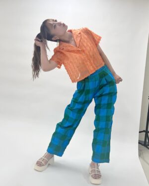May'n Instagram - ふぁんくラ部会報vol.59更新🧡

衣装は夏ぅー！

日常のQ&Aや、しおにぃとのアイマイミー振り返り対談、
そしてAbyssmare May'n Pのお仕事風景や、NewSg「ストロボ・ファンタジー」のジャケ、MVの撮影風景まで、、、！！

ぜひチェックしてねーー！！

メィラジも更新になりましたっ🦛
質問もたくさん届いてましたー！！

毎週更新のラジオなのでぜひぜひ送ってねー！

#Mayn #MaynRoadto20th #fanclub #magazine
#夏コーデ #summerfashion #ストロボファンタジー #Abyssmare