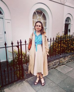 Meaghan Jette Martin Instagram - 🌼🌼🌼