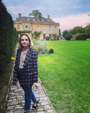 Meaghan Jette Martin Instagram - ✨celebrations of 6 years of marriage and British citizenship✨