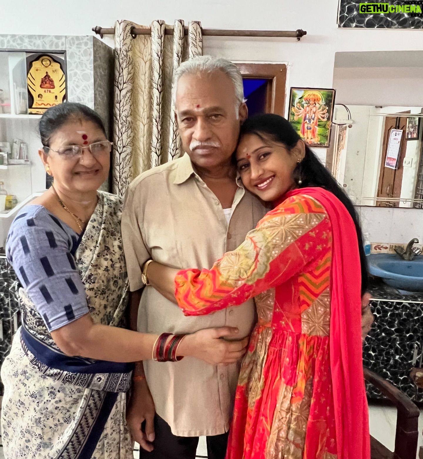 Meena Vasu - 6.5K Likes - Blessed 😇🧿