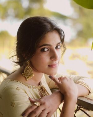 Meenakshi Dinesh Instagram - 🥀
📷 @_janakiy_