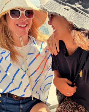 Megan Montaner Instagram - Quiero más @martahazas ! 🌊🌞🧡