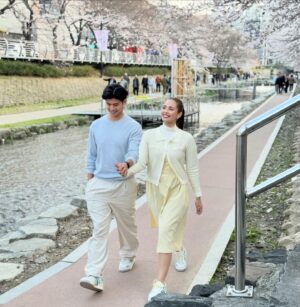 Meganne Young Instagram - Kdrama feels with Bonez during our trip in Ulsan! I also always love when I have a chance to use music from Our Beloved Summer. Parang sakto sa vibes 😝 Can’t wait to go back to Ulsan and bring the family 😍🫶 On another note, we just got back to MNL and we’re already leaving for our own separate adventures 🎉🫰🏽

spot the 🔥 collab sneakers with @yeokaa 🙌🏽