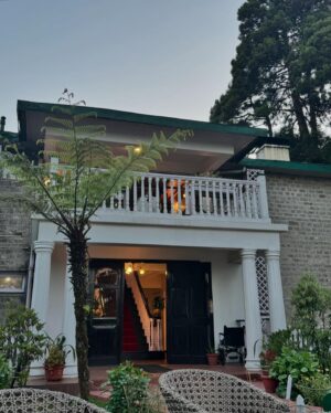 Megha Chowdhury Instagram - 🏡