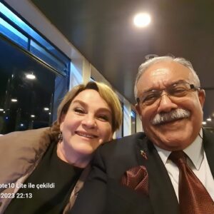 Melahat Abbasova Instagram - Azerbaycanımızın değerli Devlet Sanatçısı , büyük yönetmen, pedagog , Çukurova Üniversitesi öğretim görevlisi , Türkiye ve Azerbaycan sahnelerine  sayısız oyuncular kazandıran , Annesi Azerbaycanın duayen oyuncusu  Nasiba Zeynalovanın Azerbaycan Sanatına ve Halkına  emanet ettiği ve bağışladığı canımız  Profesor  Cahangir Zeynalovu 70. Yaş  jübilesi ile yürekten kutluyorum. Cahangir Müellim Size uzun ömür , can sağlığı , xoşbextli , ilşerinizde başarılar diliyorum. Yaxşı ki, hayatımda varsınız. Sizi çok seviyorum. Size mene dost , gardaş oldunuz. İnsanın sizin kimi bir dostu bir gardaşı olmalı. Yaxşı ki varsınız gözel insan. ALLAH SİZİ GÖZEL AİLENİZLE GORUSUN🙏🙏🙏🎂🎂🎂🎂🎂♥️♥️♥️♥️♥️!!! @novcahan ♥️