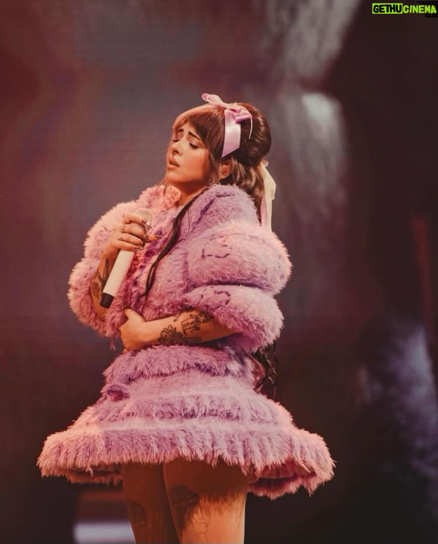 Melanie Martinez - 1.5 Million Likes - 🍓🎂🤍𝖙𝖗𝖎𝖑𝖔𝖌𝖞 𝖙𝖔𝖚𝖗
using my one remaining brain cell to finally post some pics from this tour ☺️
haven’t processed just how precious this experience is yet,
creating this show, seeing your faces every night, performing with the most incredible humans🌷
NYC, I can’t believe we’re playing MSG for two nights in a row starting tomorrow…. at a loss for words
Love y’all forever 💓