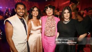 Melanie Paxson Instagram - Still not over the @disneydescendants premiere with the very best!! ⭐️ 
.
.
.
#disneydescendants #disney #descendantspremiere #moviepremiere #afterparty #descendants #riseofthered #movie #familymovie #disneyplus #la #calilife