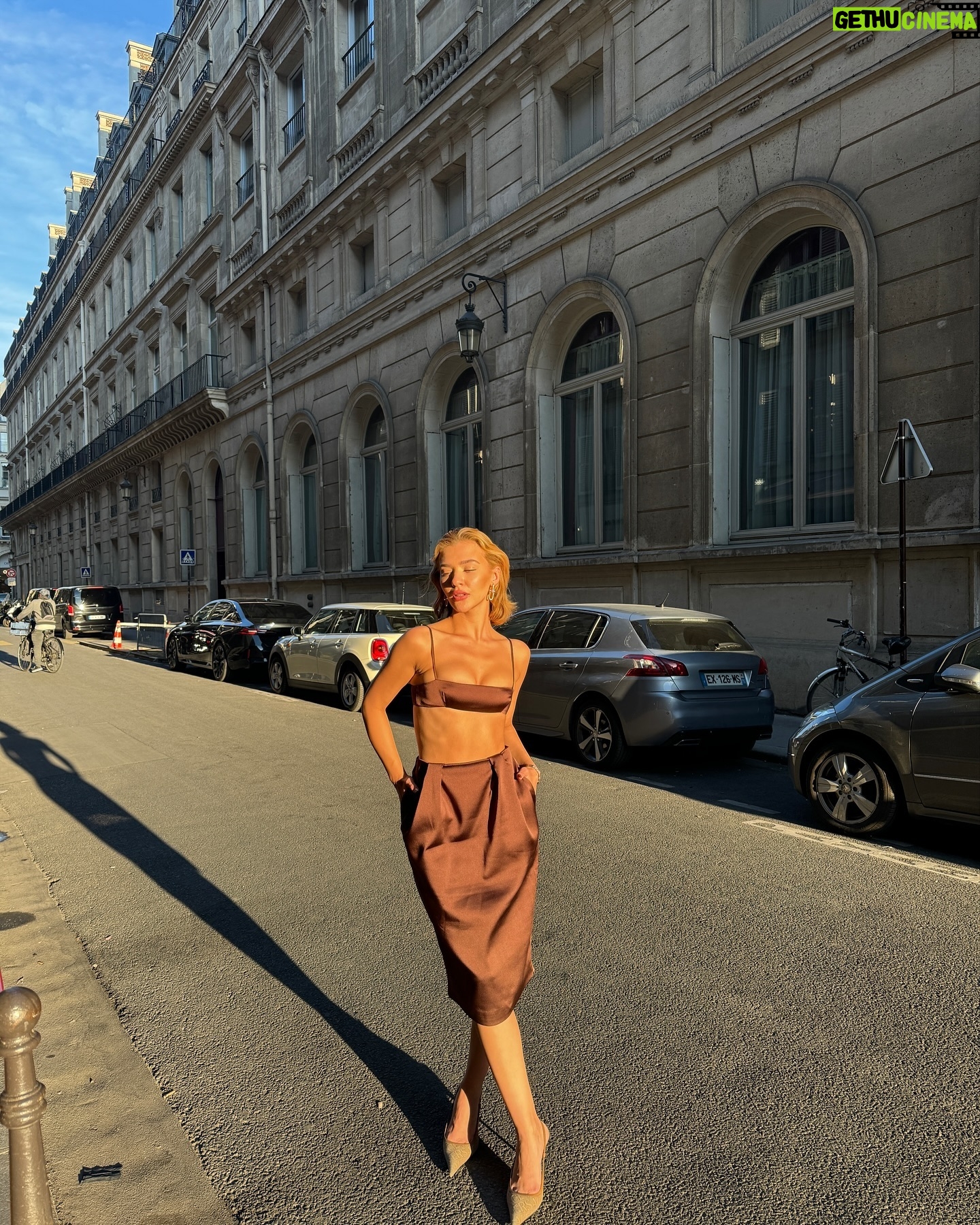 Melisa Döngel - 3 Likes - melisa in paris✨🫠
#reklam