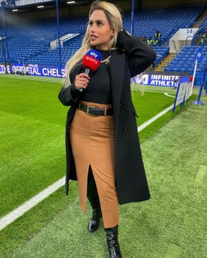 Melissa Reddy Instagram - That’s a wrap on my 10th (!!!) season in England covering the Premier League 🥹✨

Still seems and feels like a wild dream at times! Impossible is Nothing 😉